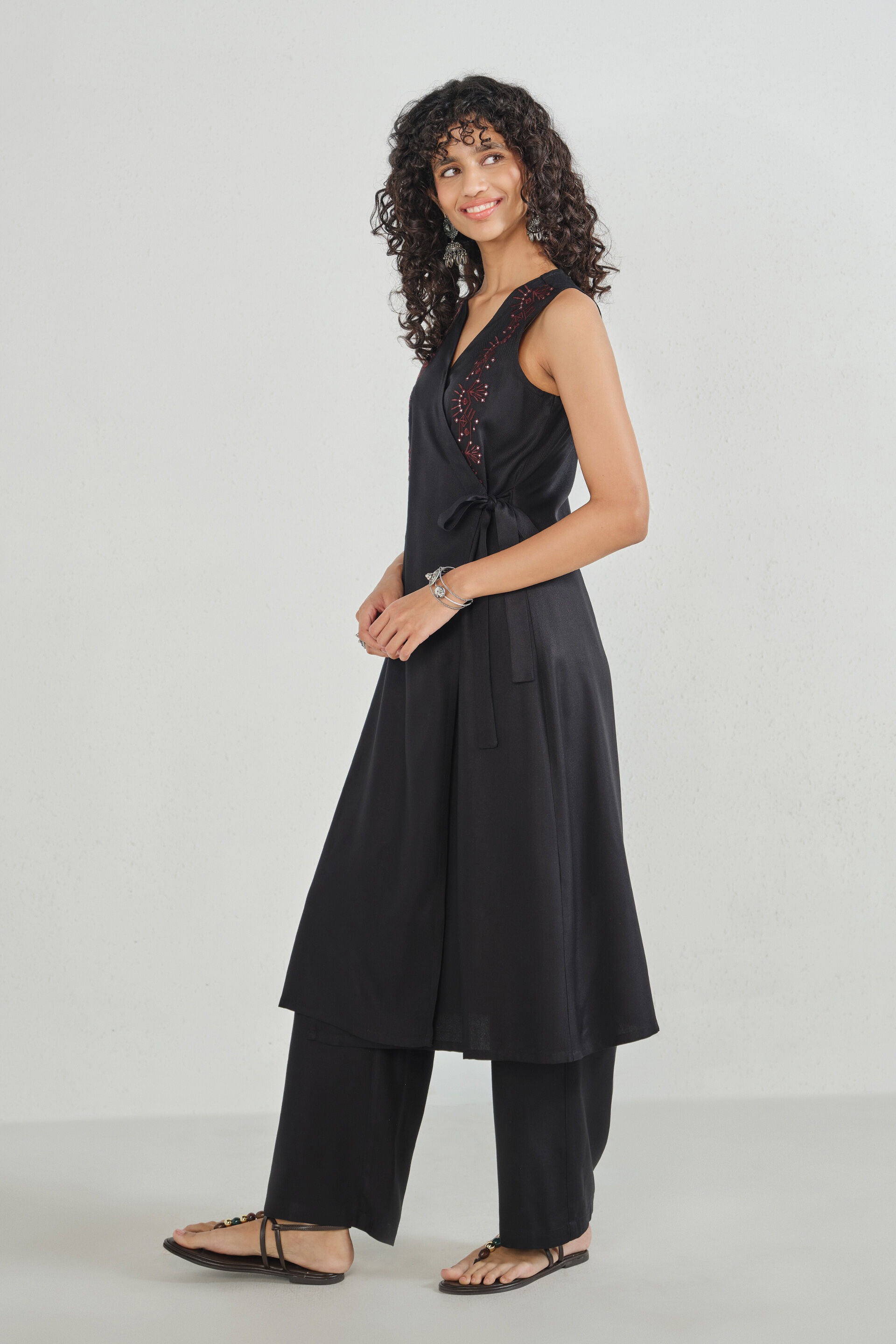 Black Embroidered Overlap Kurta Set, Black, image 5